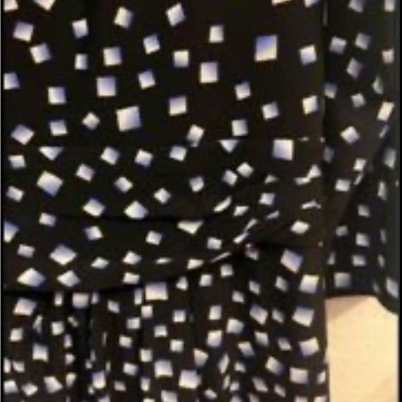 🌻WHBM Elegant Ombré Cube Design Dress - Picture 7 of 16